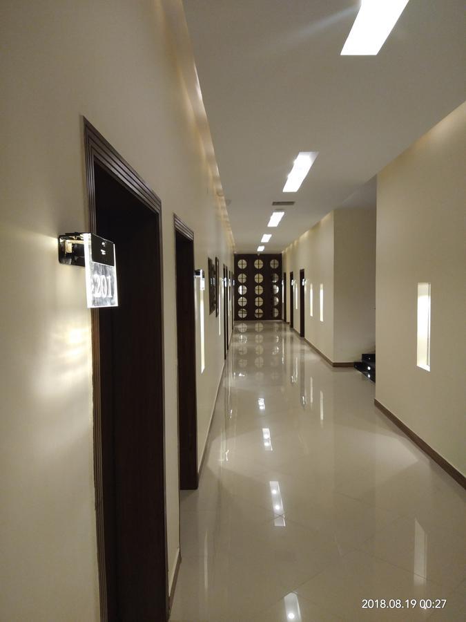 S Chalet Multan Exterior photo