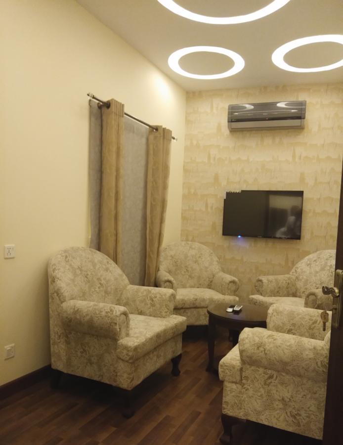 S Chalet Multan Exterior photo