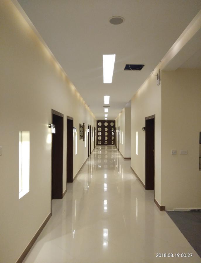 S Chalet Multan Exterior photo